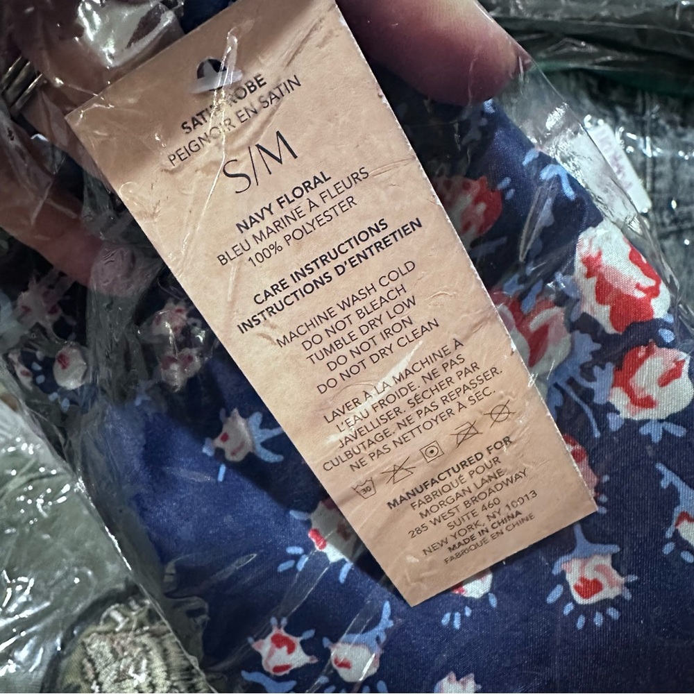 NWT Morgan Lane Robe - FabFitFun - Picture 3 of 3